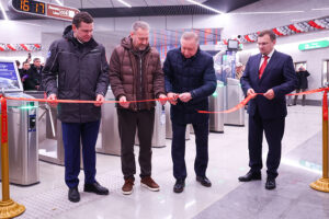 Церемония открытия новых станций метро в Санкт-Петербурге
